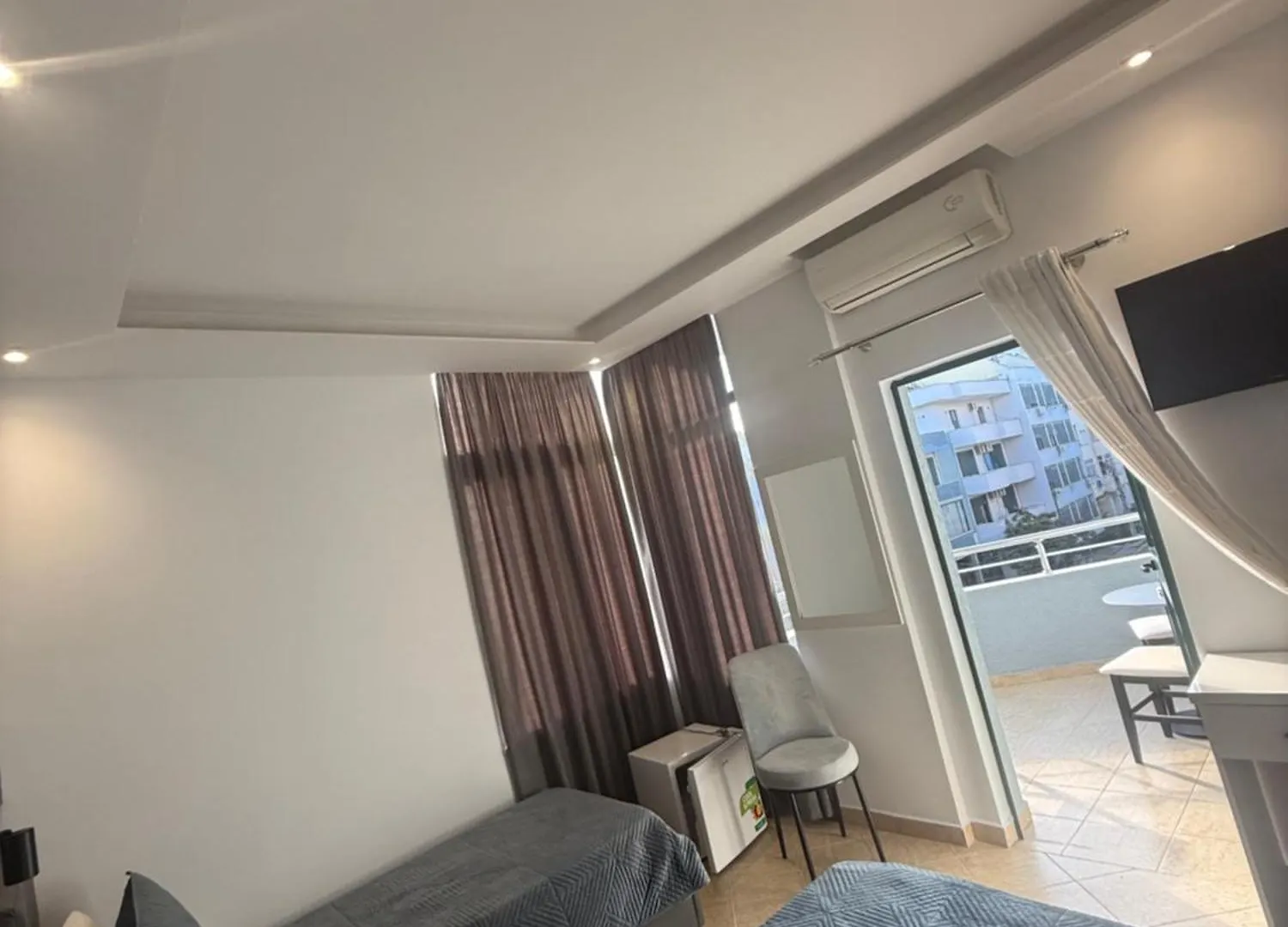 Hotel Riviera Durrës 0*,  Albanien