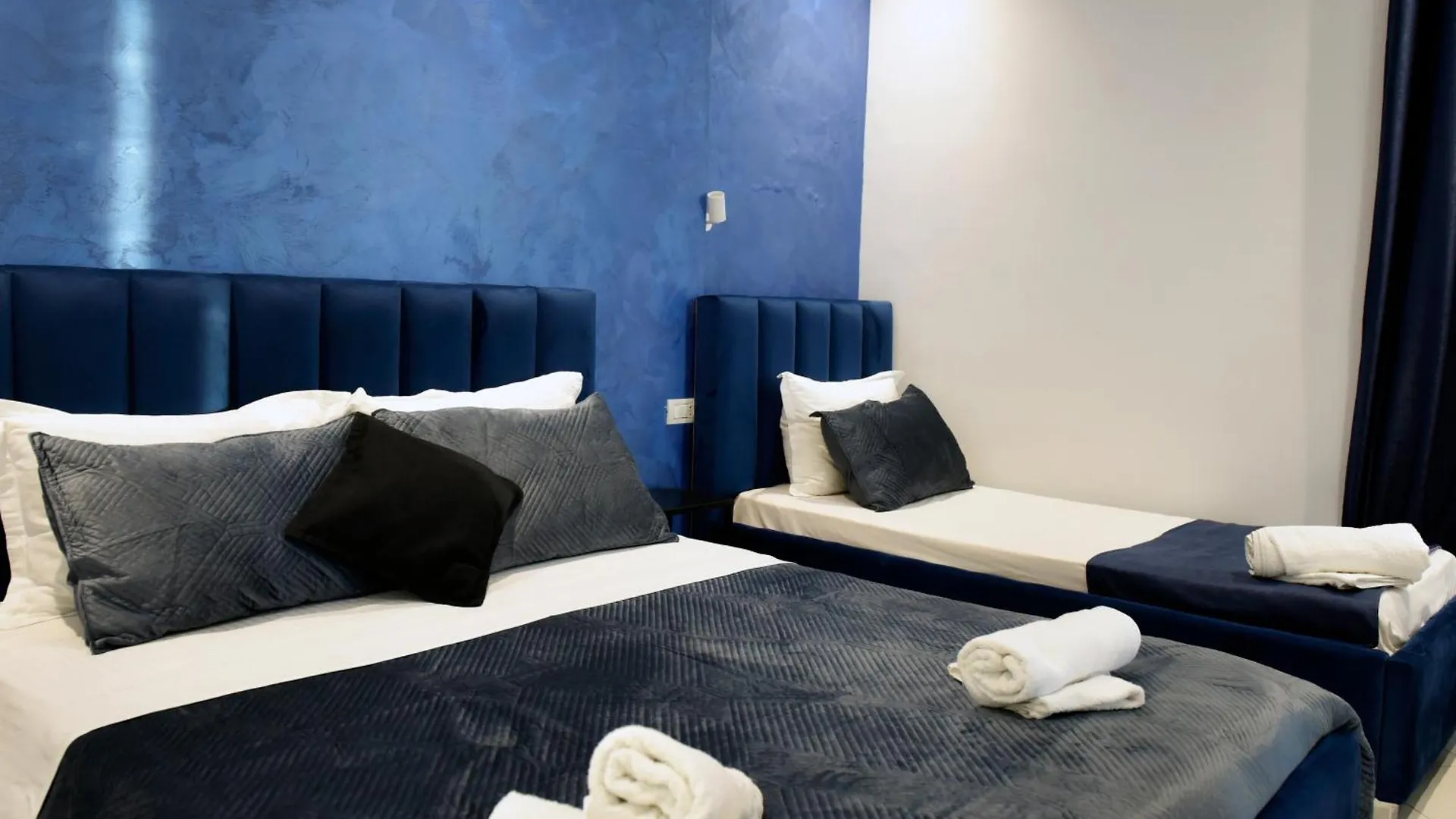 Hotel Riviera Durres 0*,