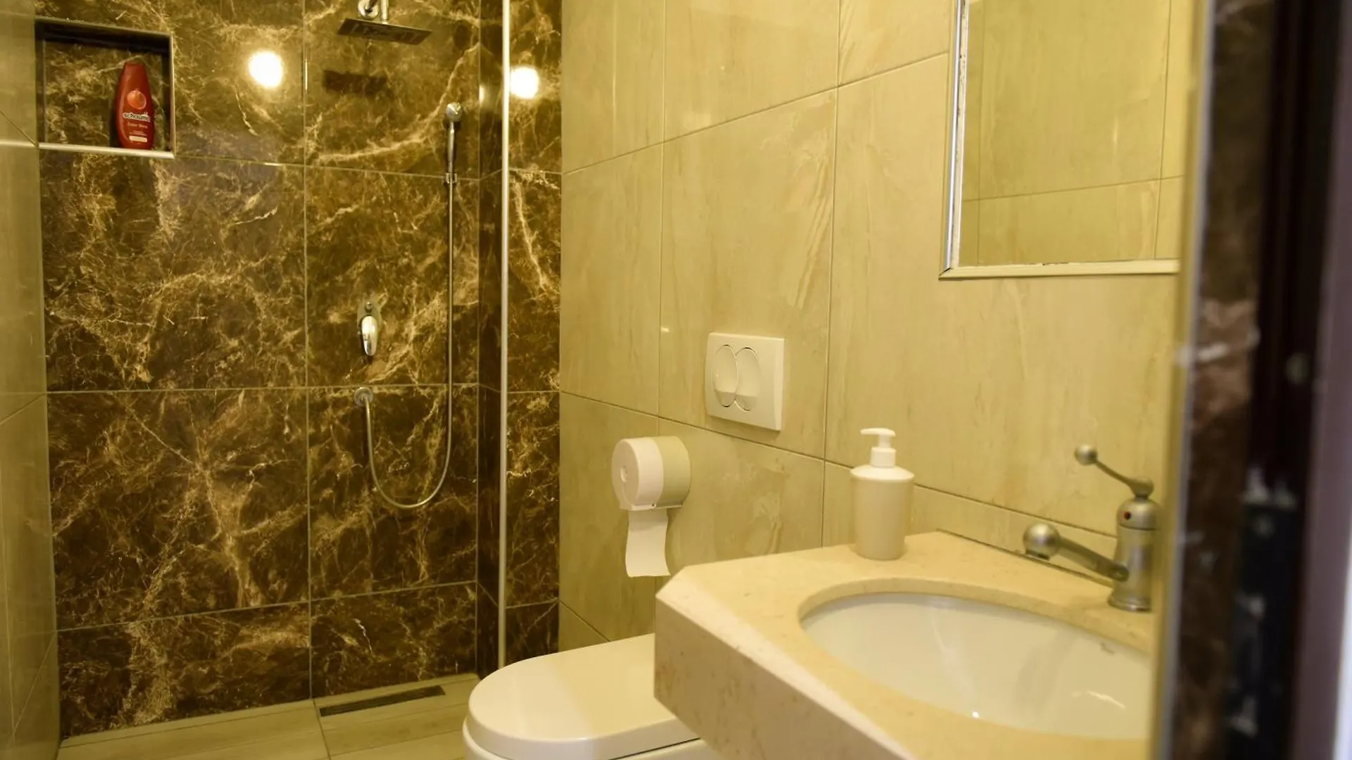 Hotel Riviera Durres